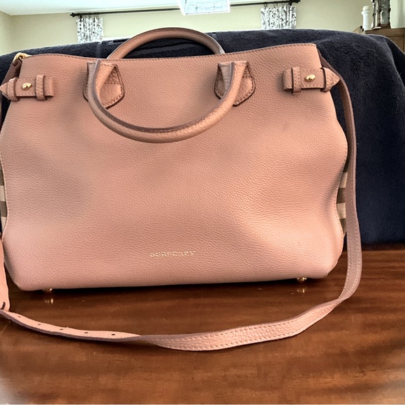 Genuine Burberry Medium Banner Tote - Picture 7 of 9